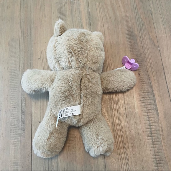 Little Live Pets | Toys | Little Live Pets Cozy Dozy Cubbles The Bear